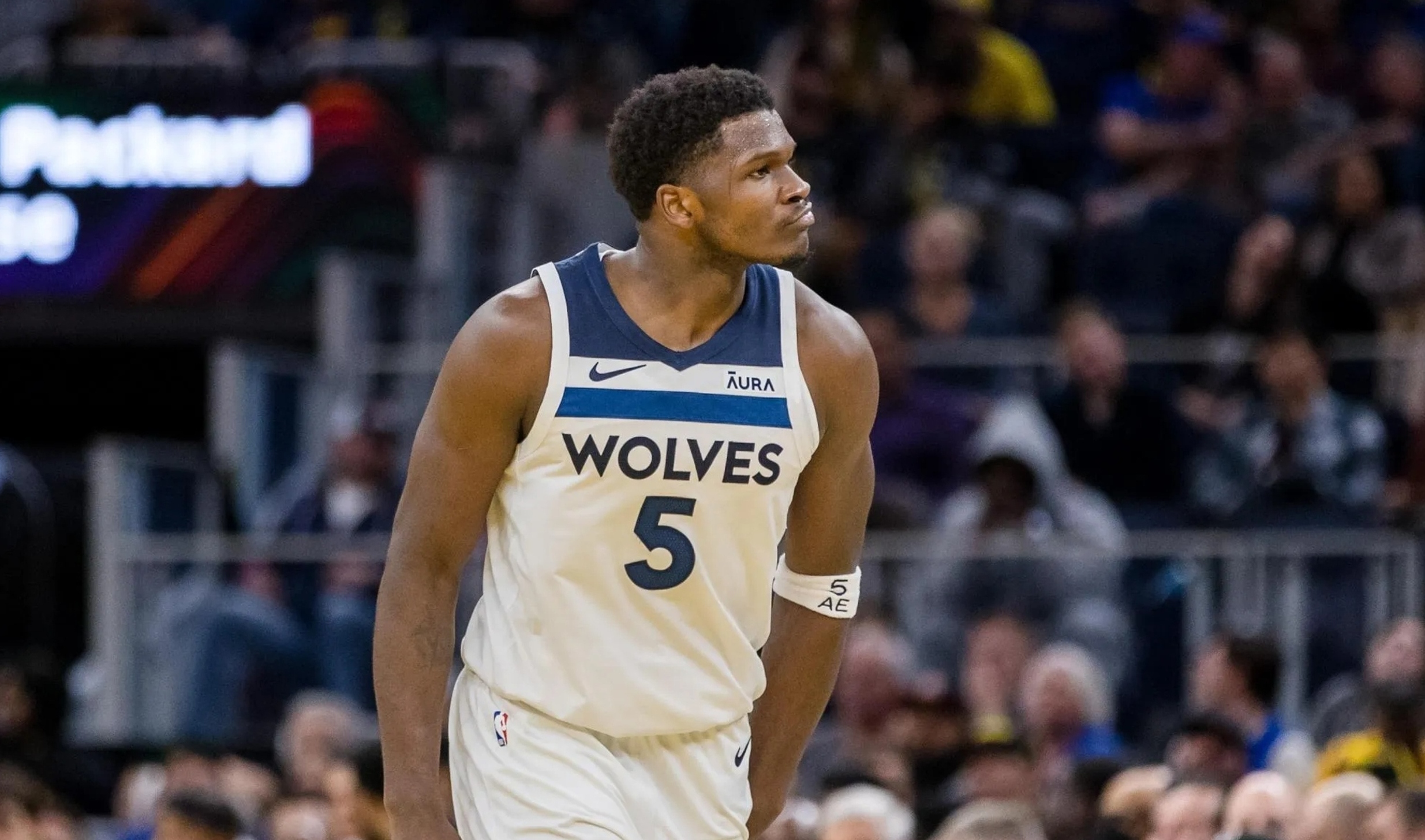 九游体育-明尼苏达森林狼强势反弹备战NBA季后赛哈兰德连续七场比赛得分超过状态火爆，现场解说直呼：赛后莱比锡备战法甲