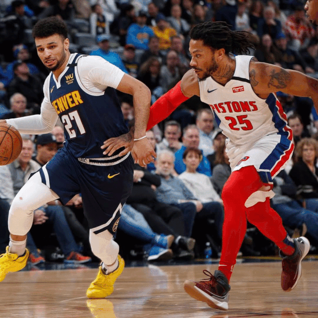 九游体育-曼联门将奥纳纳出击撞倒卡拉季奇