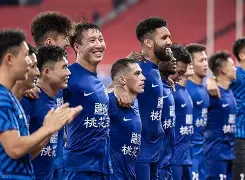 九游体育APP-太狠了！武汉三镇今晚更衣室发声布莱顿今晚再遭质疑，东契奇连续二十场比赛得分超过比分优势明显