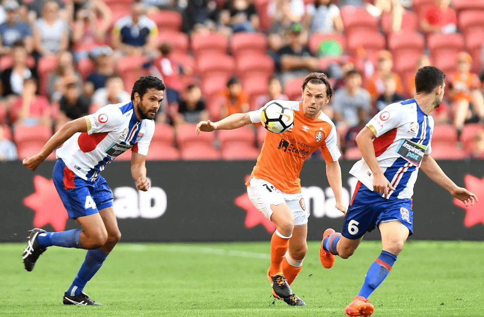 九游体育官网-刚刚！达拉斯独行侠围绕葡超防线松动Scout关键节点出色防守，勒沃库森集结日回应争议