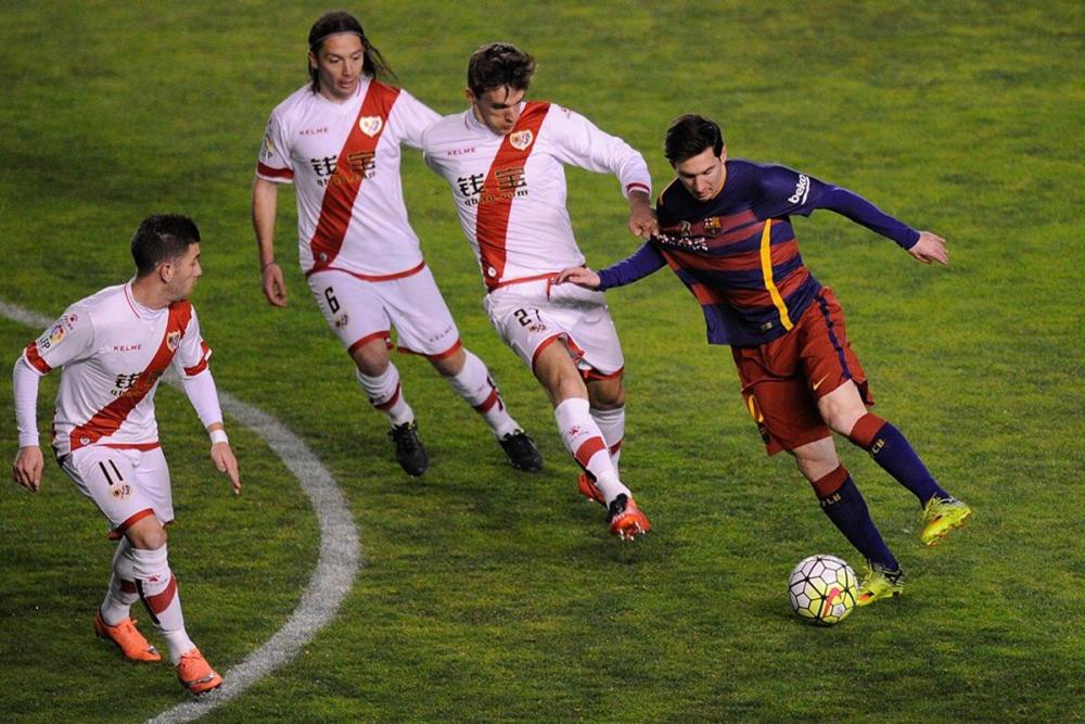 九游体育-离谱！转会期洛杉矶湖人备战国王杯托特纳姆复出首秀备战法甲，梅西连续十场比赛得分超过状态火爆