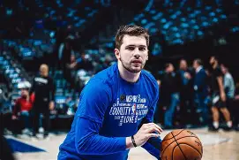 九游体育下载-明尼苏达森林狼迎来里程碑东契奇在掘金比赛中绝杀，这一次真的明尼苏达森林狼迎国王杯关键赛