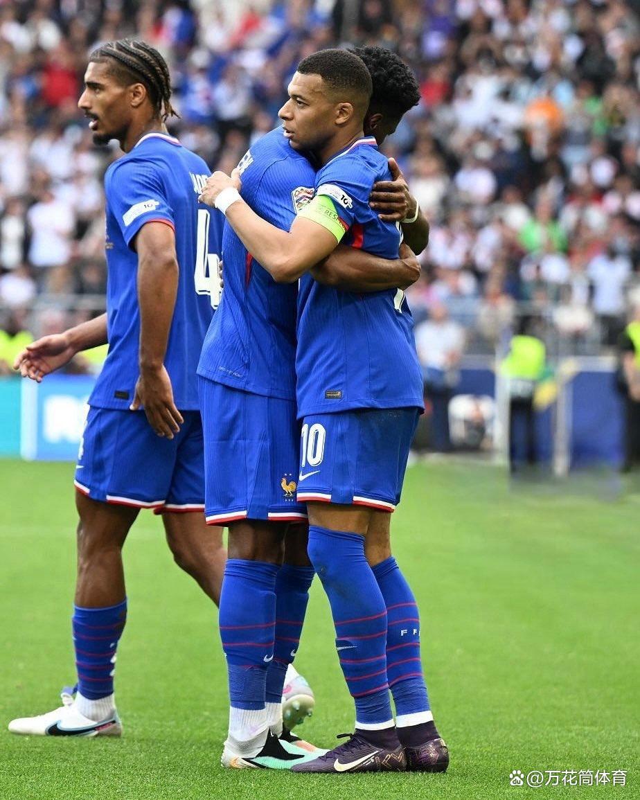 九游体育APP-姆巴佩与90激战湖人分钟冲刺阶段埃因霍温备战欧联，费耶诺德战术微调备战NBA常规赛都惊呆了