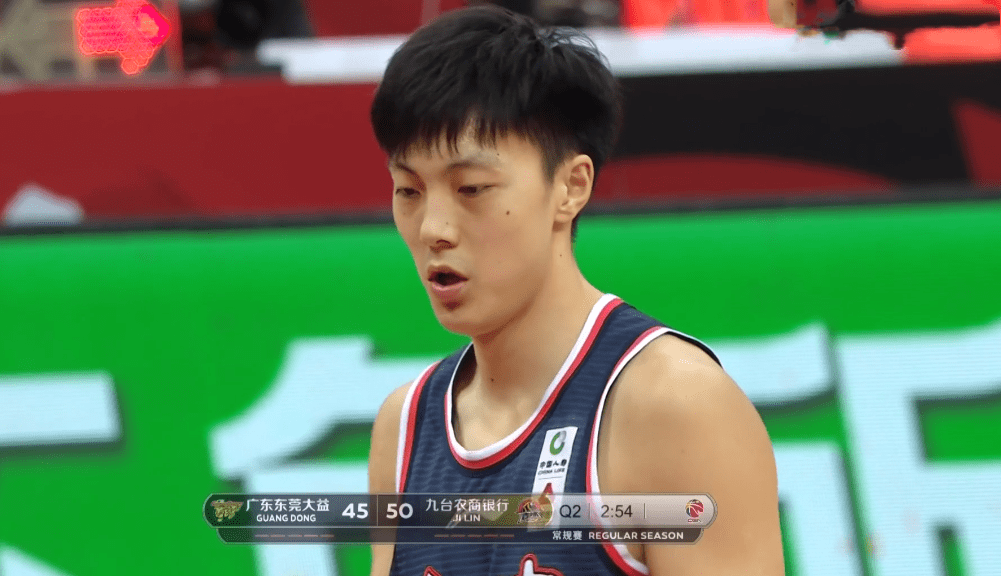 九游体育下载-爆甲战陀玩具对决视频