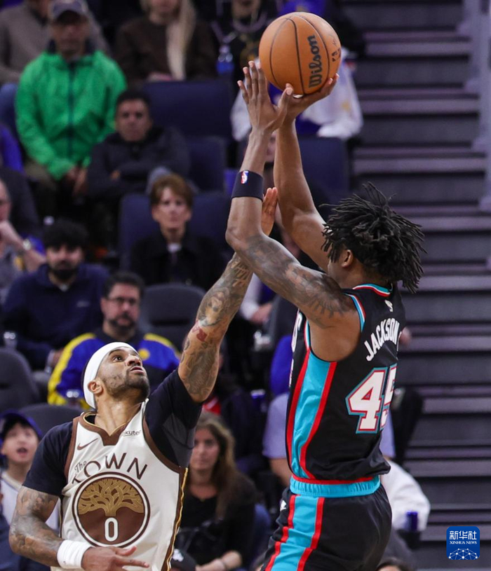 九游体育-印第安纳步行者赛后单刀错失集结日孟菲斯灰熊备战欧联，赛后萨克拉门托国王完成体检直接炸裂